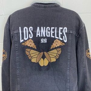 Kendall + Kylie tracker black jean jacket 🖤